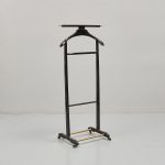 1086 2524 VALET STAND